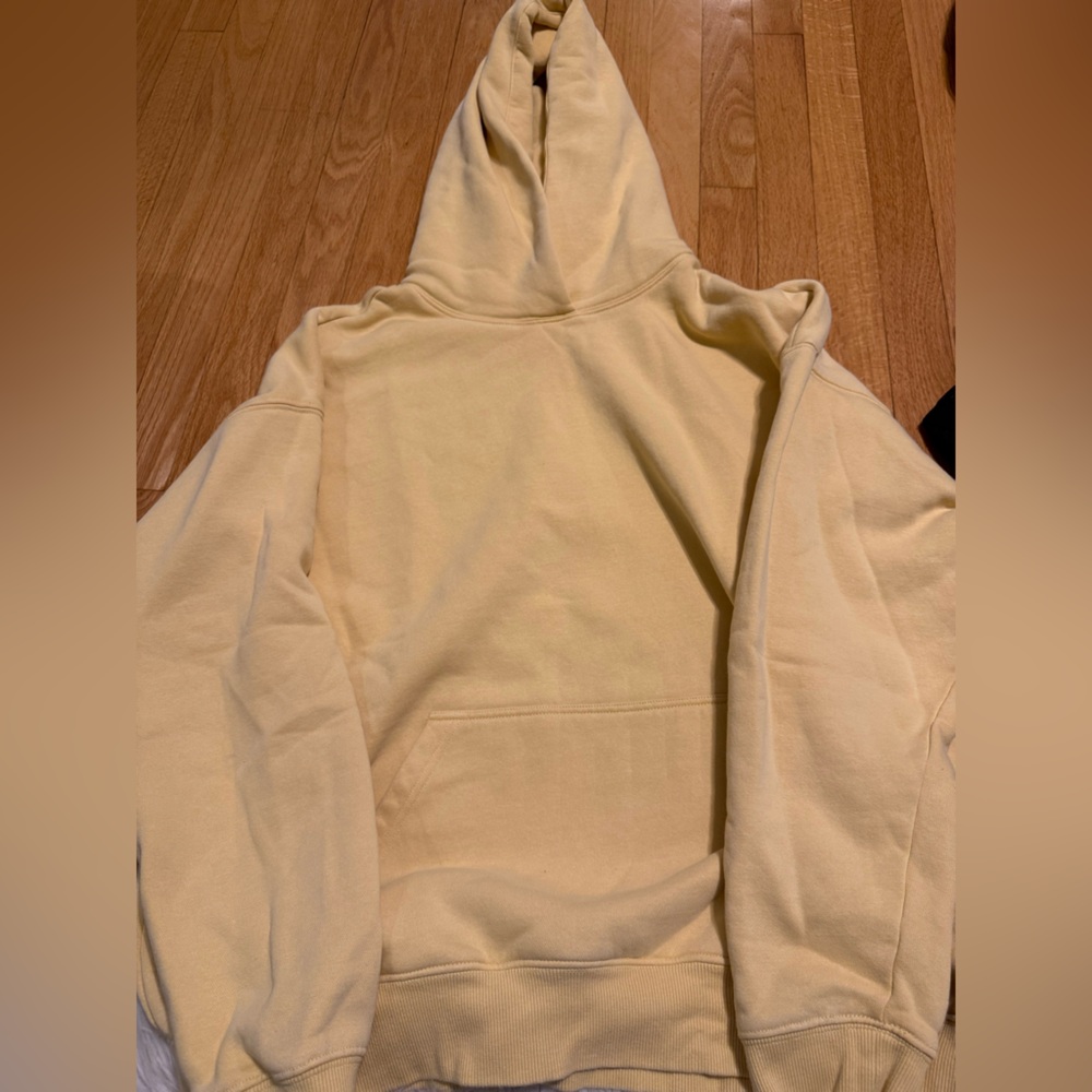 yellow pacsun hoodie